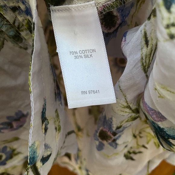 J.jill Lavender Floral Blouse Petite L - Picture 4 of 6